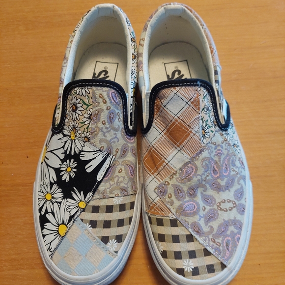 VANS Meadow Patchwork Asher Slip on Sz 7 NWOB - Picture 2 of 4